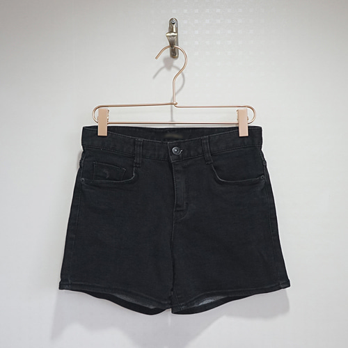 [sample sale] denim shorts